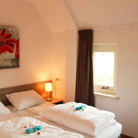 בית נופש Spacious Near Forest In Doornspijk