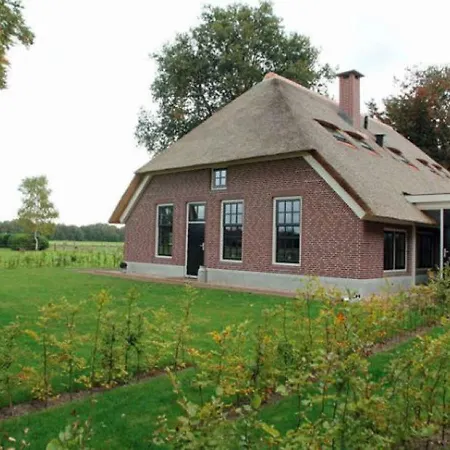 Spacious Near Forest In בית נופש Doornspijk
